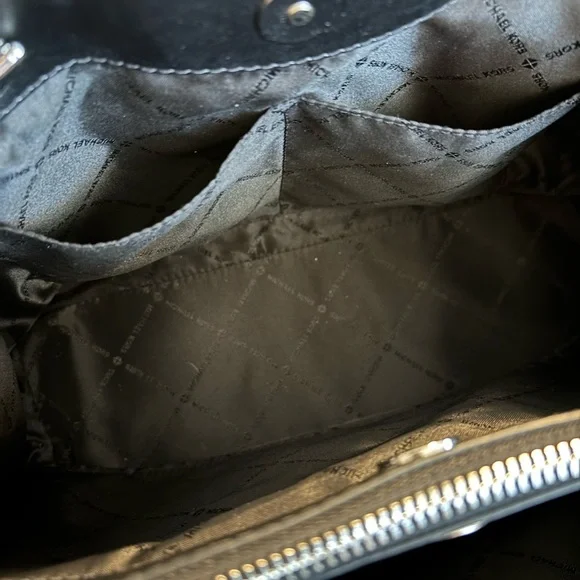 Michael Kors Gray and Black Shoulder Bag - Picture 5 of 7